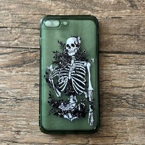 Green skeleton iPhone 7/8 plus case